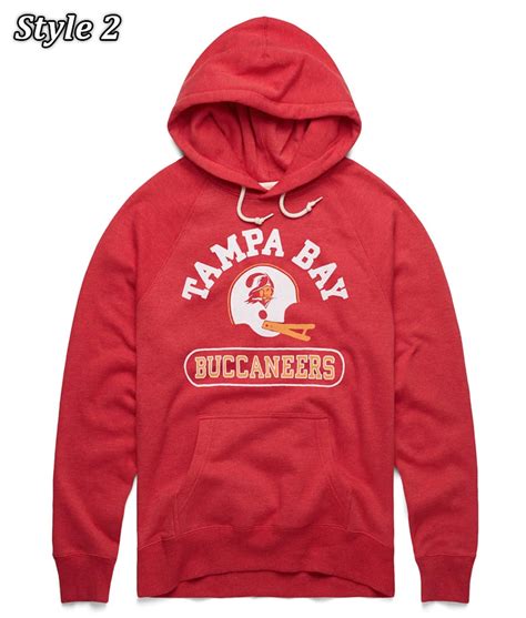 tampa bay buccaneers pullover|More.